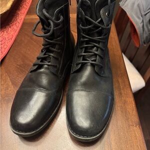 Black leather boots -Men’s